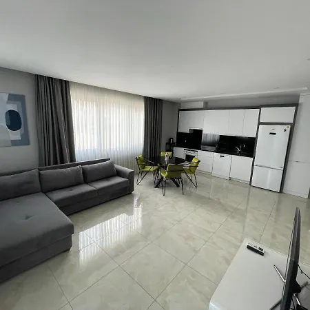 Sa Apartments! Near Cleopatra Daire *