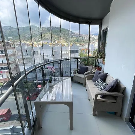 Sa Apartments! Near Cleopatra Daire Alanya